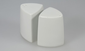 Juego sal/pimienta triangular